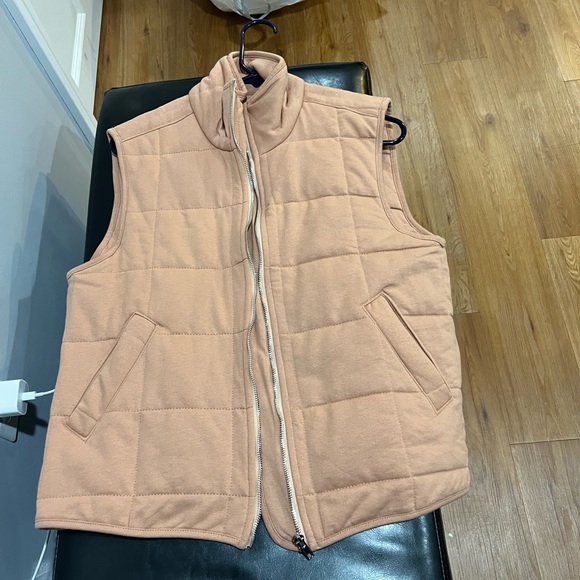 Pink Lily Jackets & Blazers - Women’s Salmon vest size small, Pink Lily